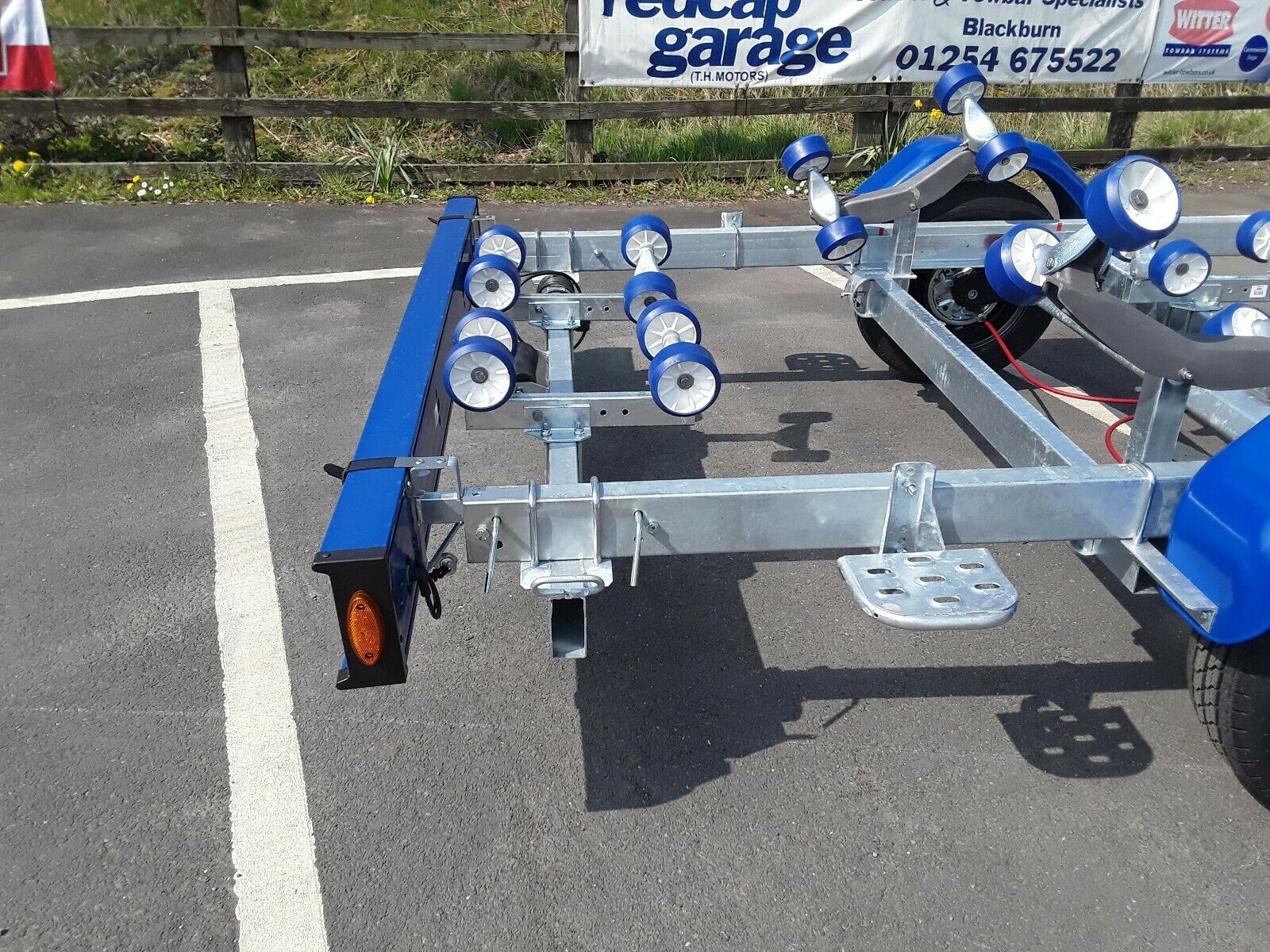 Sun Way Galaxy Boat Trailer Single-Axle Braked - G820M16 - Image 5